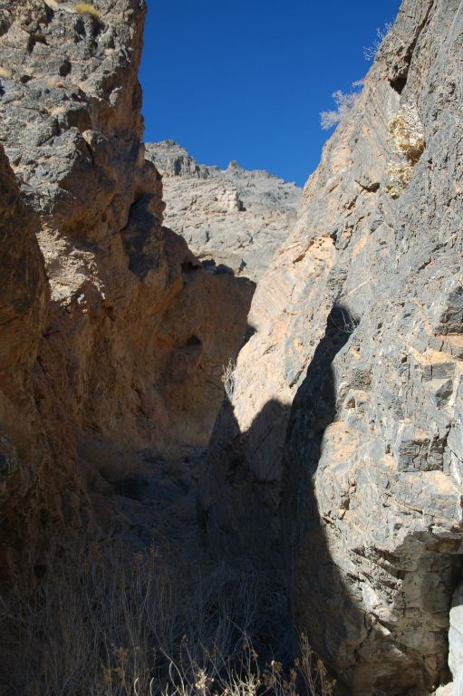 Note these deeply entrenched narrows that we passed through which reminded me of the best of Bighorn Gorge:
